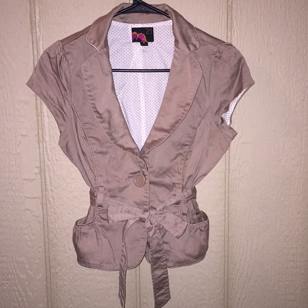 Bundle and Save💰 Brown vest